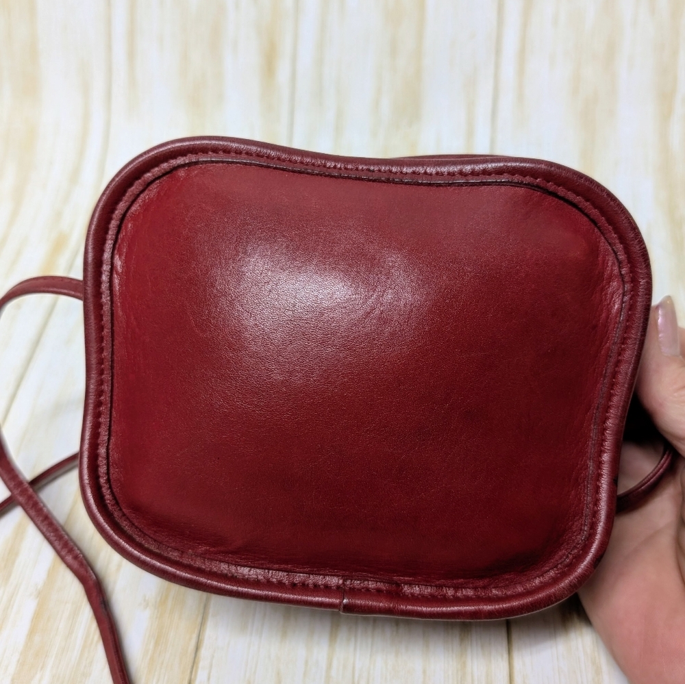 Vintage Coach Hadley Red Crossbody Bag 9935 - Picture 3 of 16